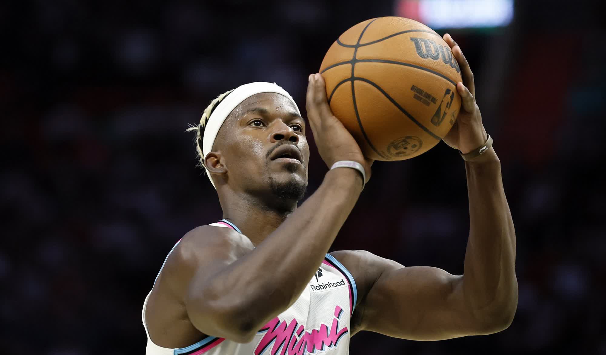 巴特勒在C9比赛中重返赛场，刷新纪录引发热议！(巴特勒经典比赛)