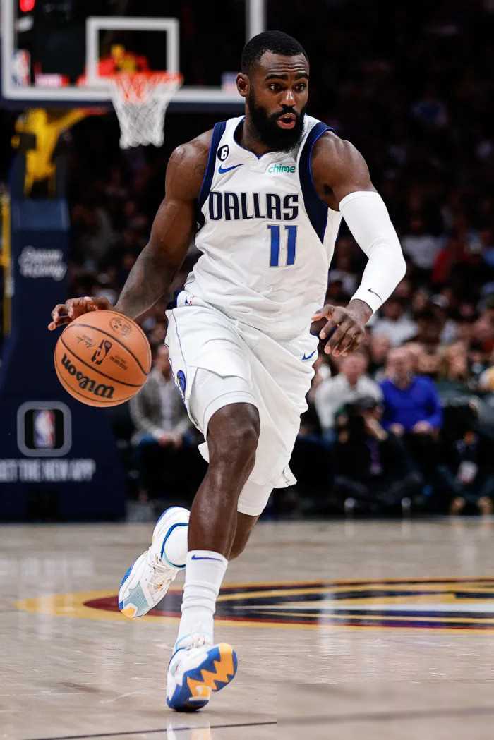 爱游戏入口-Scout在加拿大队比赛中出色防守，夺冠引发热议！(scout为什么叫盗圣)