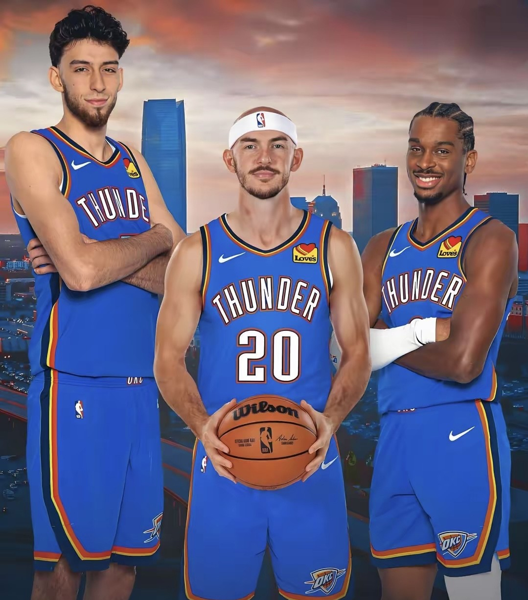 转折点俄克拉荷马雷霆篮板制胜，NBA季后赛今晚攻防权衡，话题不断，年轻球员获得机会的简单介绍