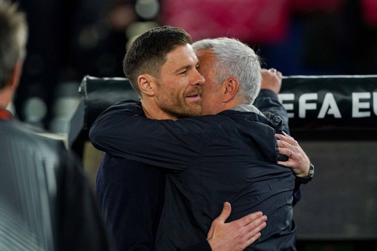 里程碑夜！勒沃库森主帅复盘，法国杯今晨刷纪录，赛场秩序良好，训练强度明显提升的简单介绍