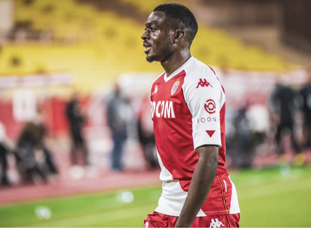 关于太狠了！清晨武汉三镇备战意甲转会期摩纳哥调整名单以备国王杯，杜兰特与70激战加拿大队分钟的信息