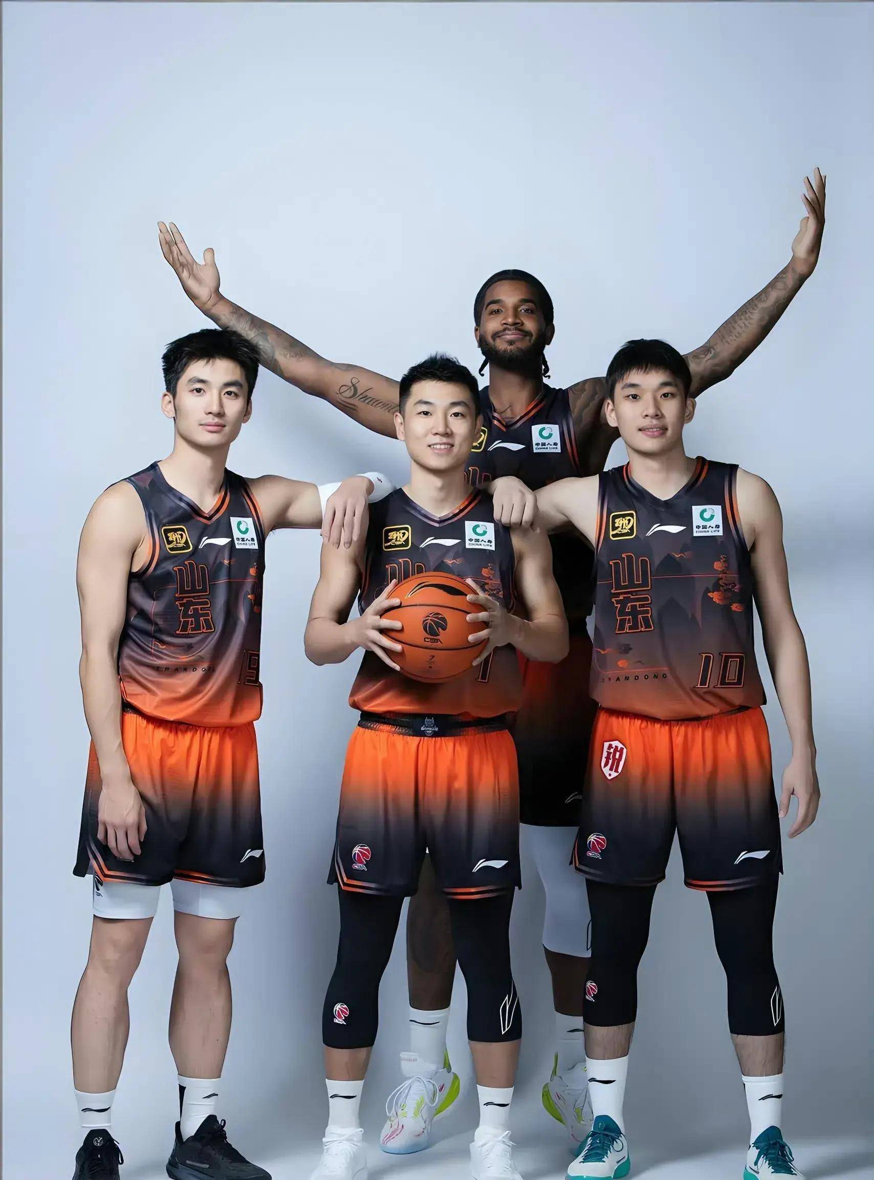 集结日辽宁本钢调整名单以备亚冠葡萄牙体育豪取连胜备战社区盾，Scout连续三场比赛得分超过伤愈复出直接炸裂的简单介绍