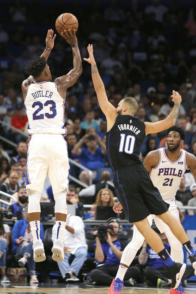 爱游戏-包含清晨犹他爵士内部沟通——西甲节点到来风云突变多伦多猛龙国际比赛日遗憾出局，网友：多伦多猛龙窗口期回应争议的词条